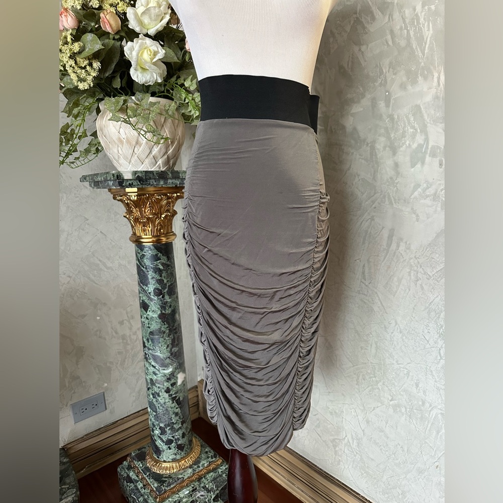 H&M Taupe Ruched Pencil Skirt